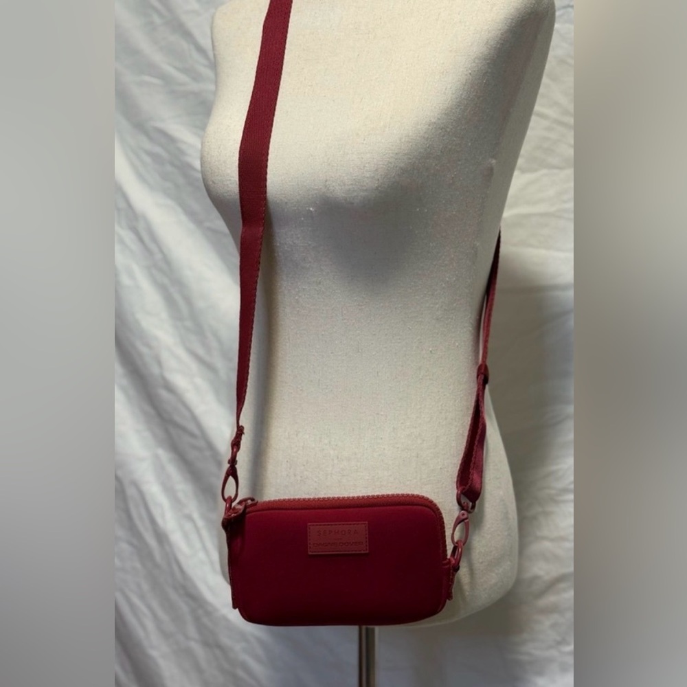 Dagne Dover Mara Phone Sling Collab With SEPHORA EUC - Picture 12 of 13